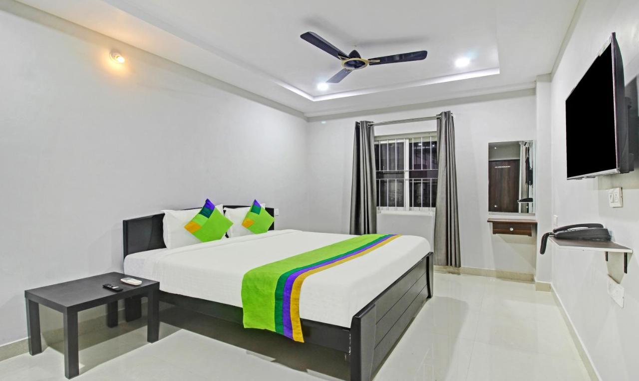 Itsy Hotels Sunrise Grand, Hitech City Хайдарабад Экстерьер фото