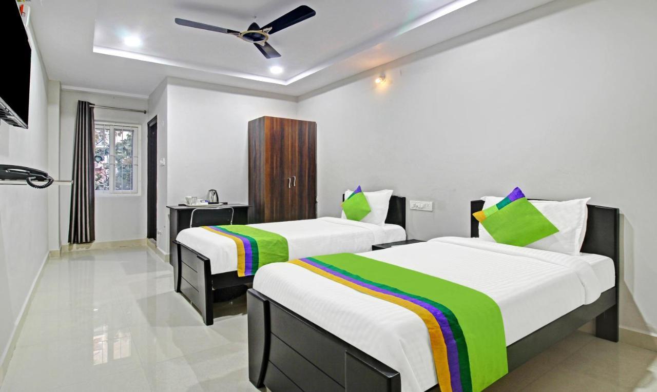 Itsy Hotels Sunrise Grand, Hitech City Хайдарабад Экстерьер фото