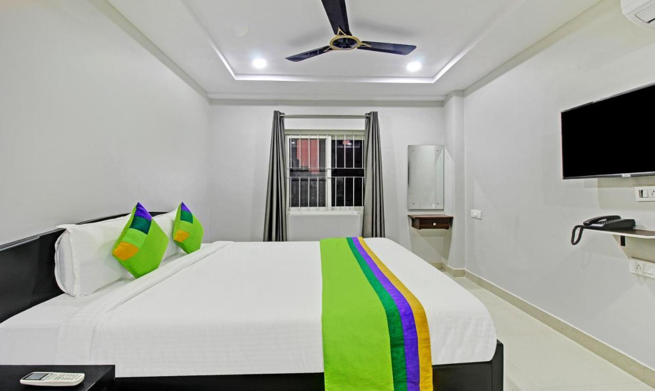 Itsy Hotels Sunrise Grand, Hitech City Хайдарабад Экстерьер фото